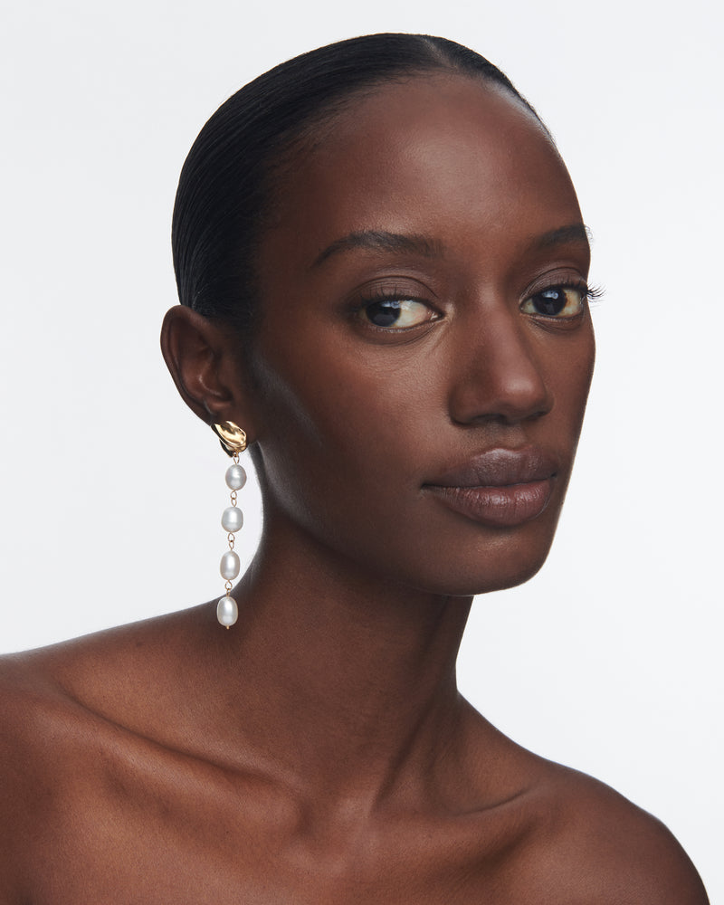 Pearl Drip Mini Earrings | Gold