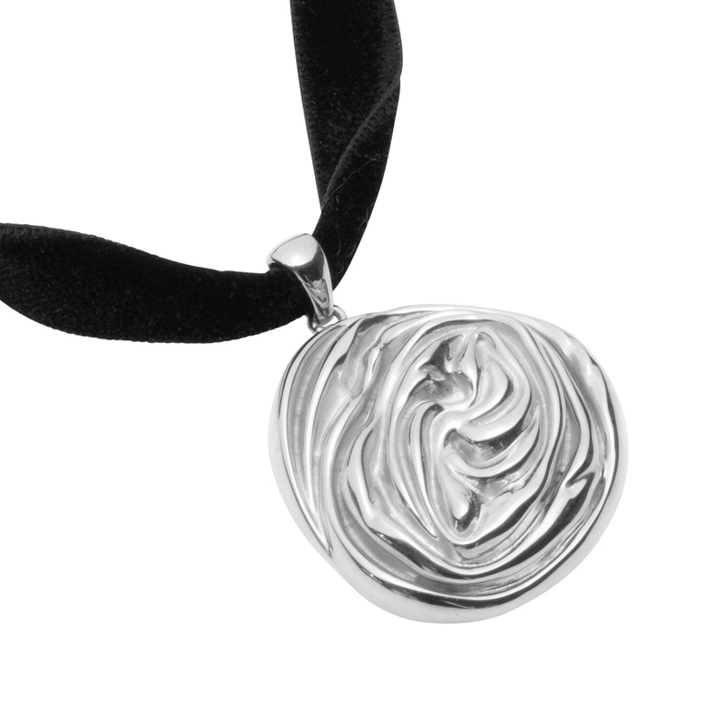Rosette Pendant Necklace | Silver